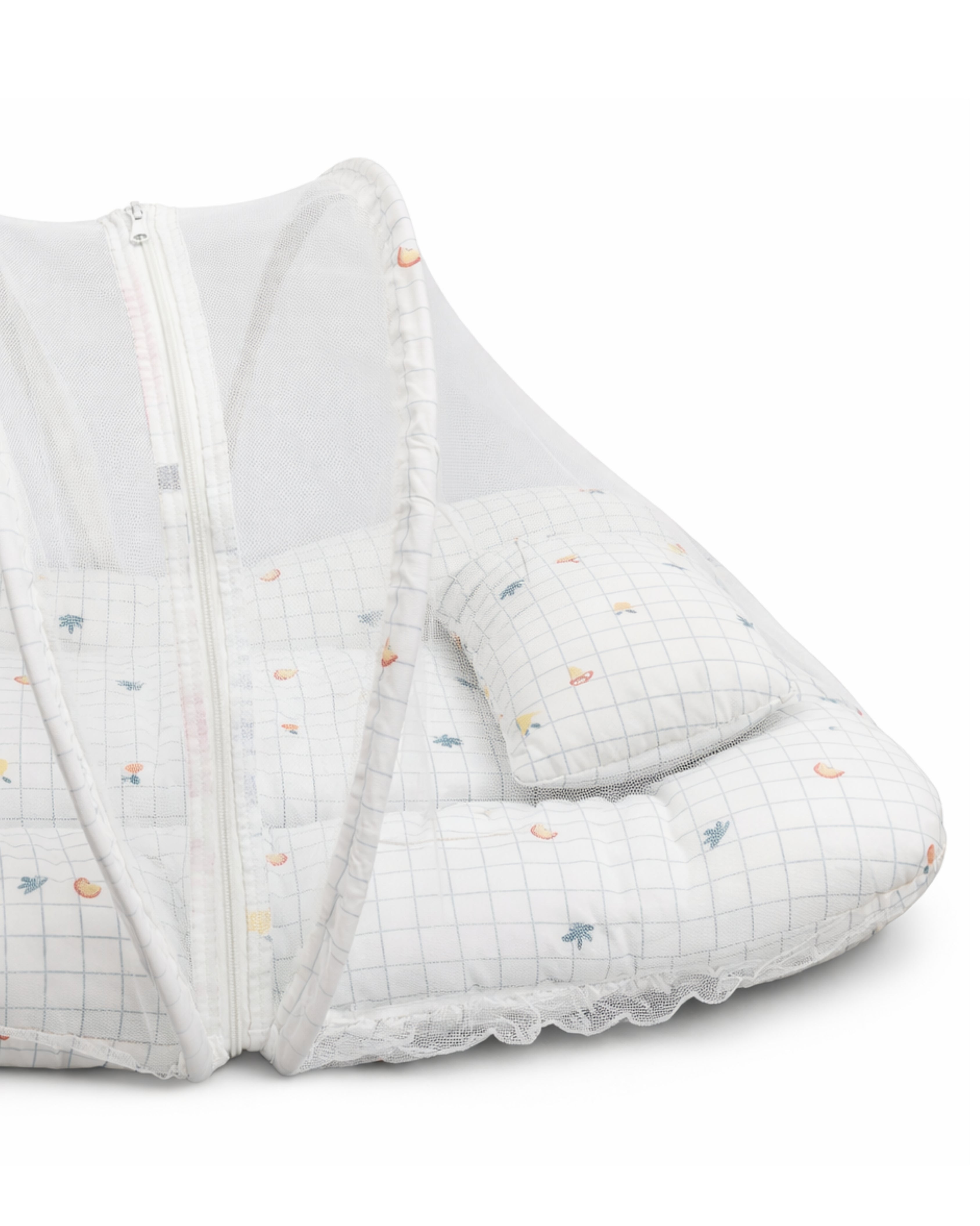Carry Nest 2 Piece - Baby Sleeping Bag - Bed With Net (Nature Grid)