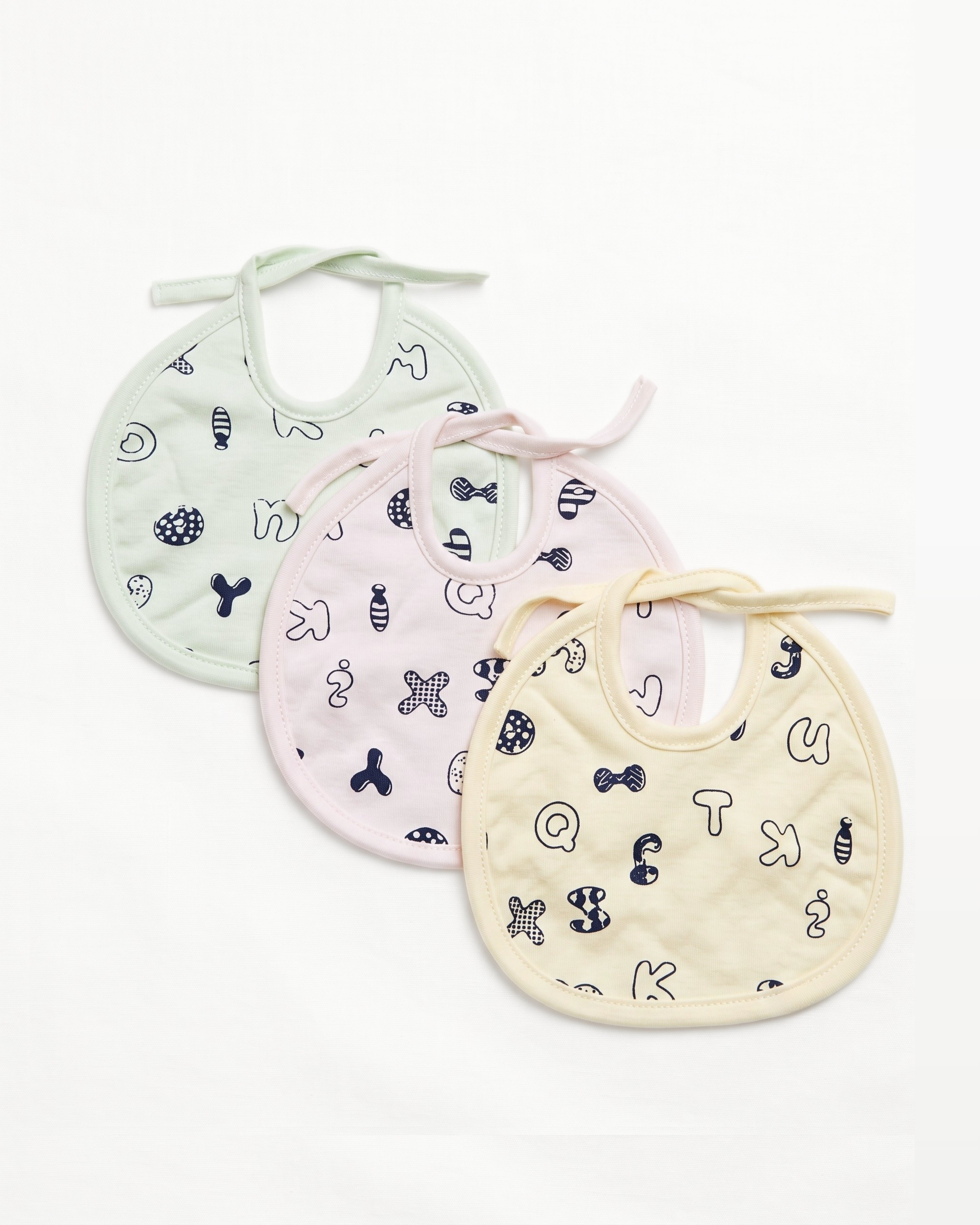 Pack of 3 | Baby Bibs – Small Size (Assorted Prints)